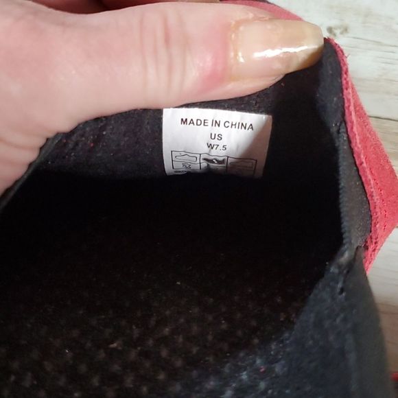 Crocs Any Weather AnyWeather Suede Loafers Slip On Shoes True Red/Black 7.5 7½ - Picture 8 of 8